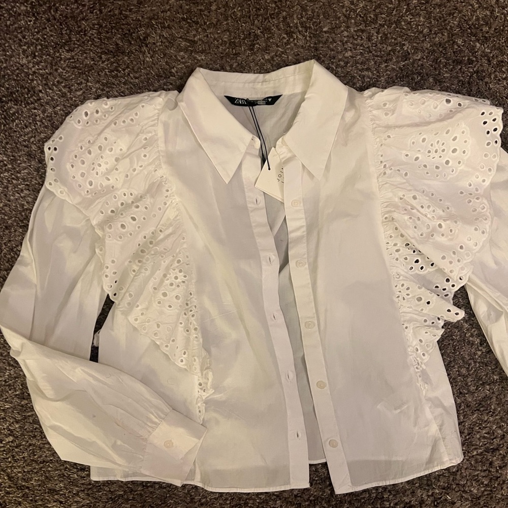Zara White Ruffle Eyelet Blouse